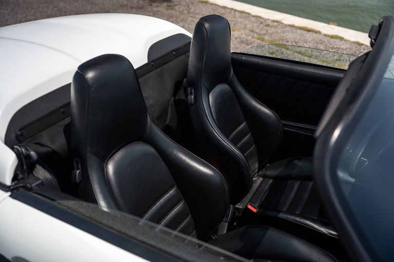 Porsche 911 Carrera 3.2 Speedster