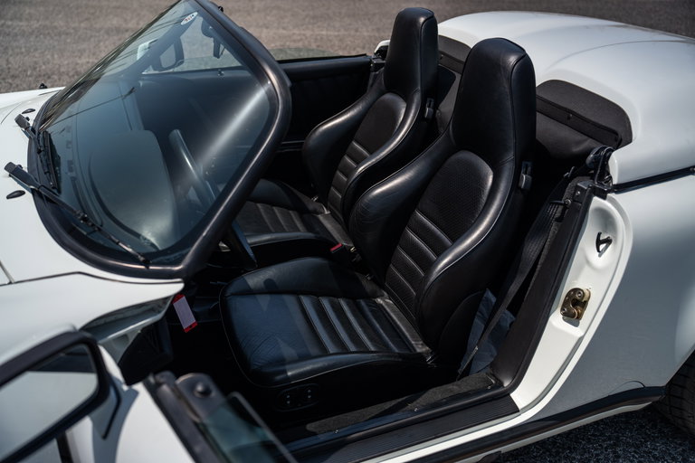 Porsche 911 Carrera 3.2 Speedster