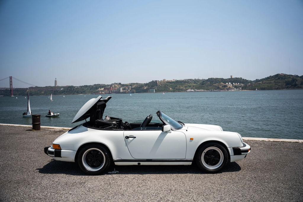 Porsche 911 Carrera 3.2 Speedster