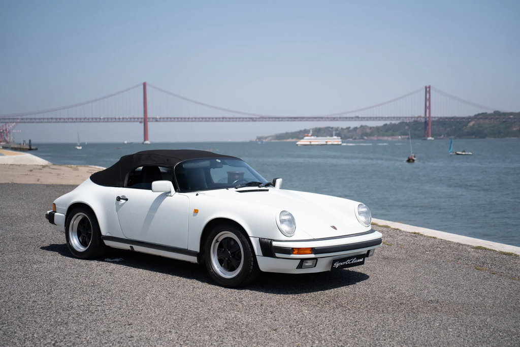 Porsche 911 Carrera 3.2 Speedster