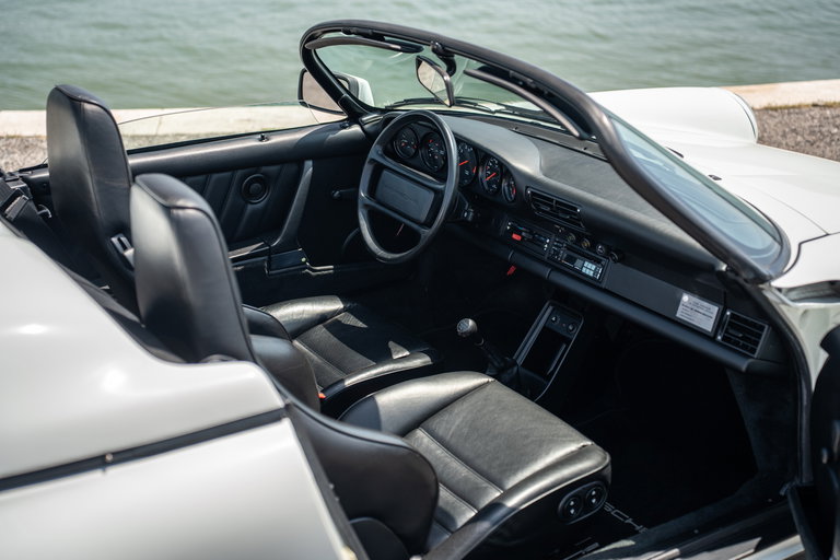 Porsche 911 Carrera 3.2 Speedster