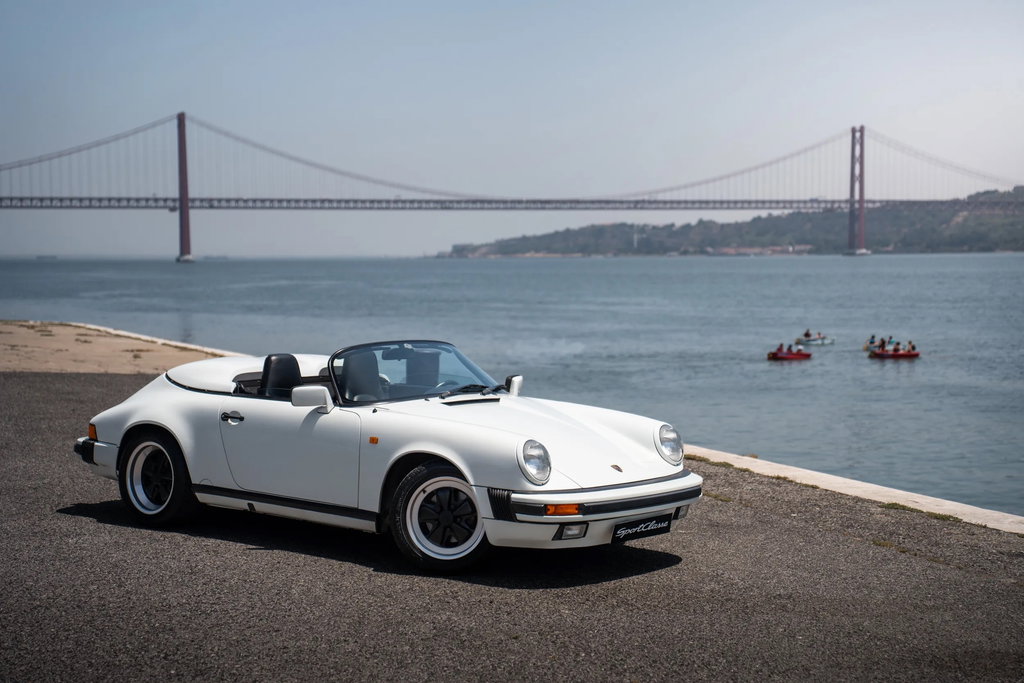Porsche 911 Carrera 3.2 Speedster