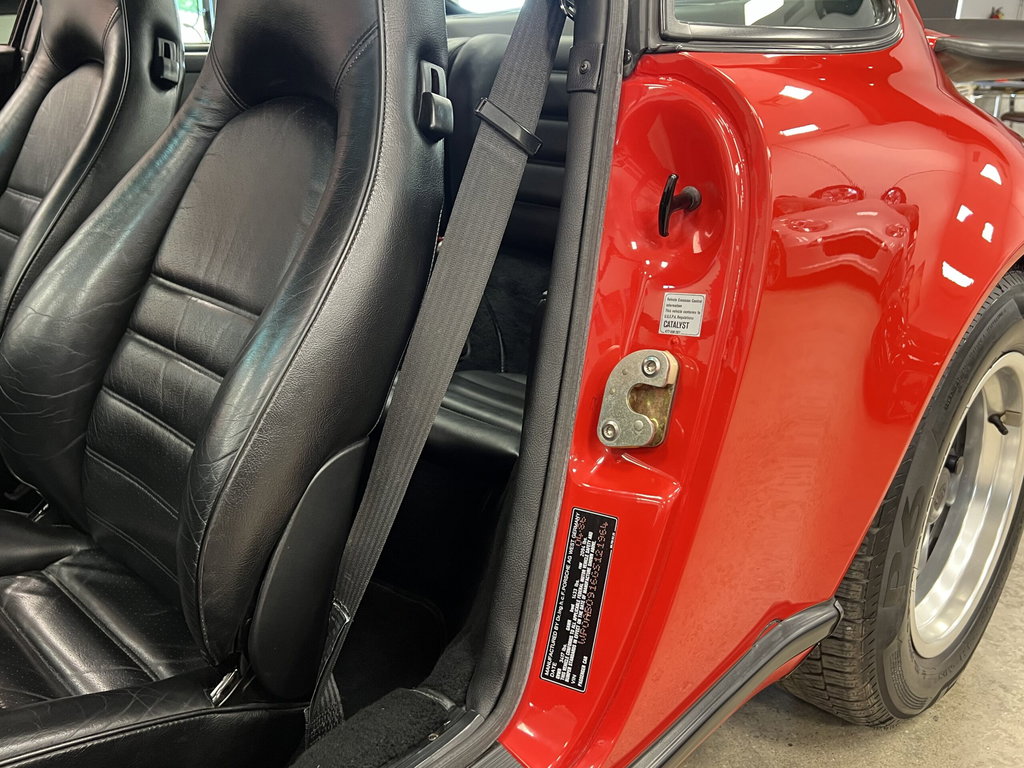 Porsche 911 Carrera 3.2