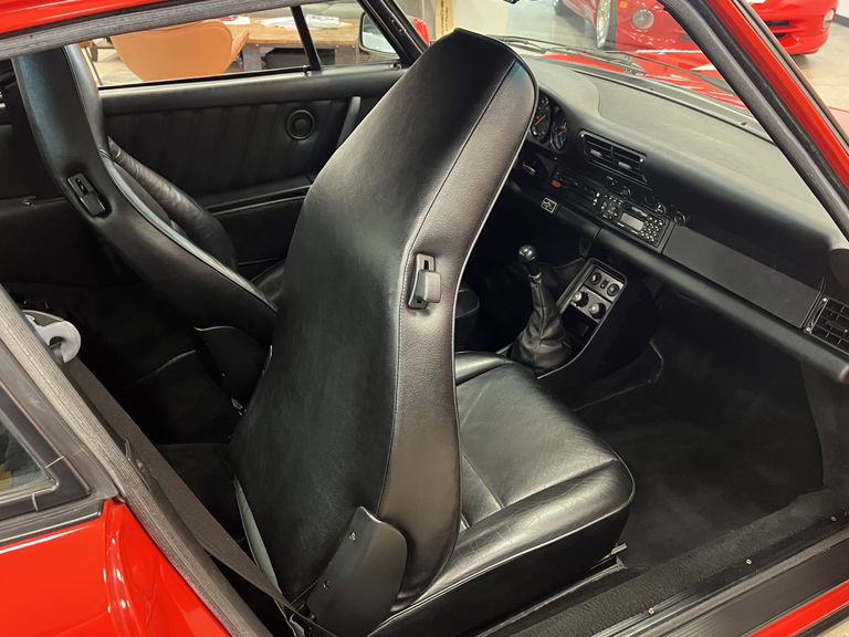 Porsche 911 Carrera 3.2