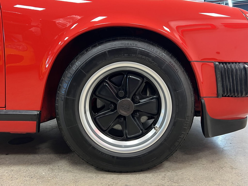 Porsche 911 Carrera 3.2