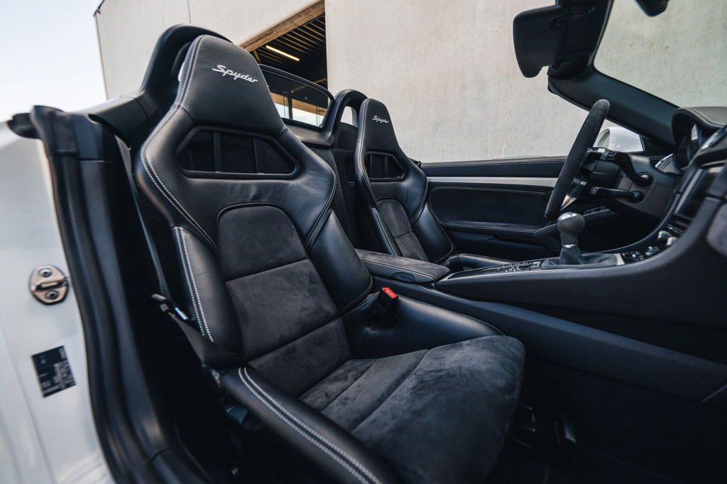 Porsche 981 Boxster Spyder