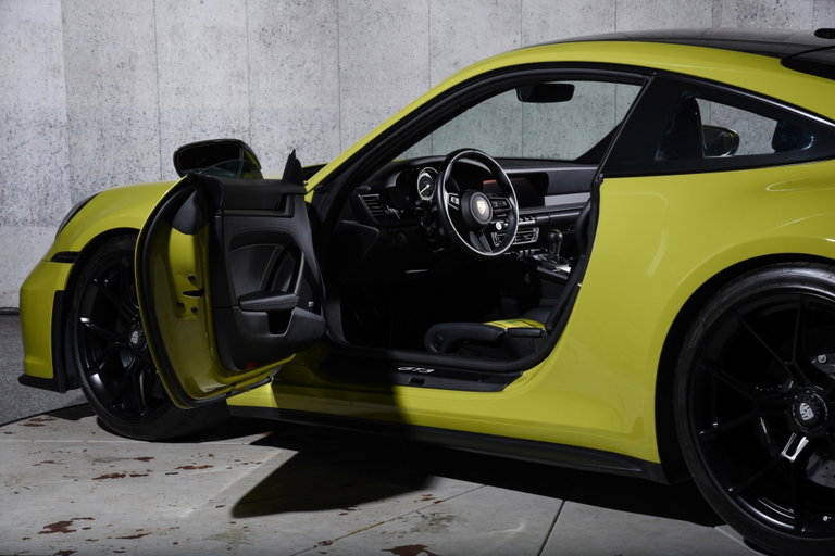 Porsche 992 GT3 Touring
