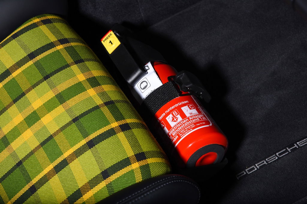 Porsche 992 GT3 Touring