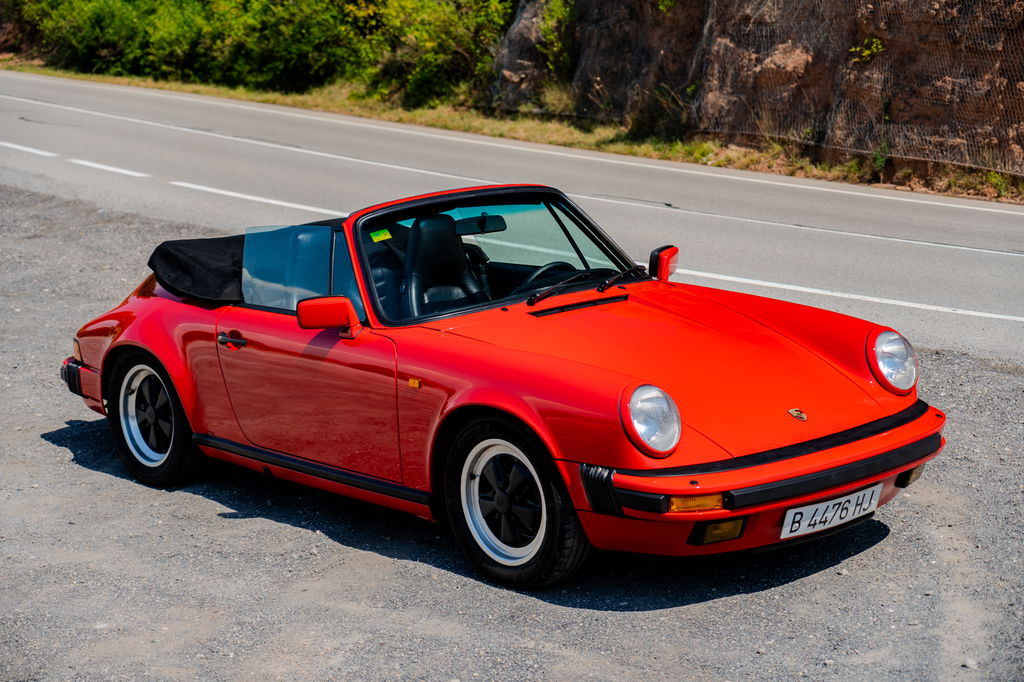 Porsche 911 Carrera 3.2