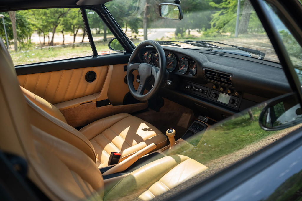 Porsche 964 Carrera 2