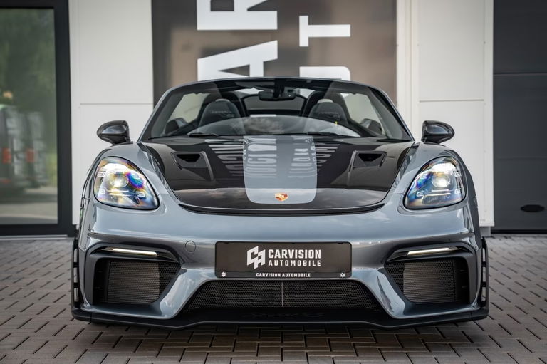 Porsche 718 Spyder RS