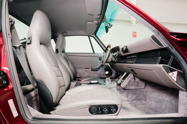 Porsche 993 Carrera 4S