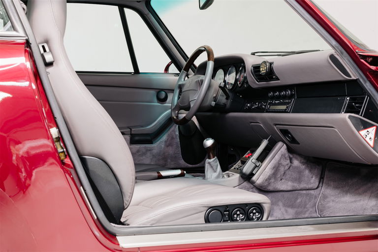 Porsche 993 Carrera 4S