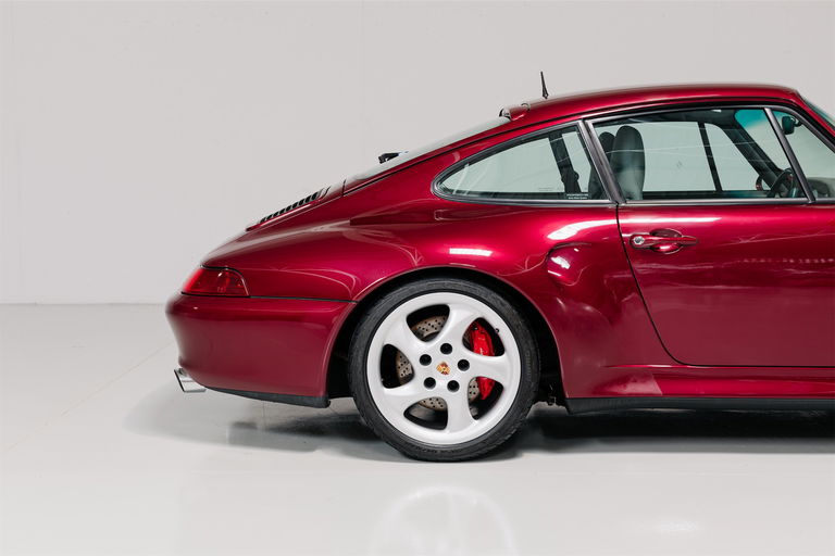 Porsche 993 Carrera 4S