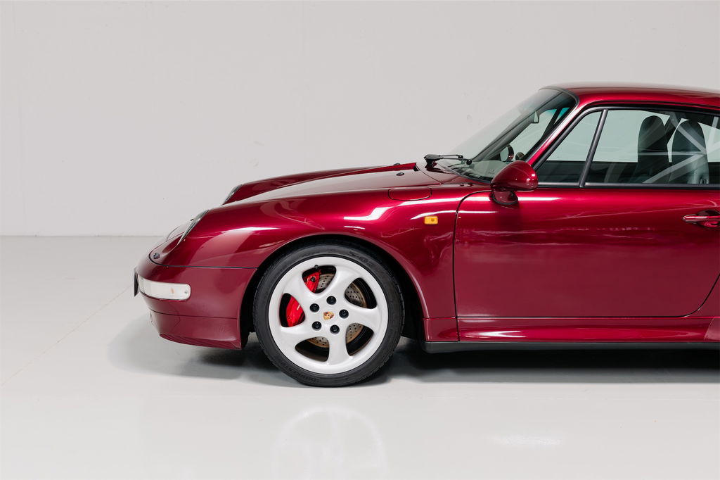 Porsche 993 Carrera 4S
