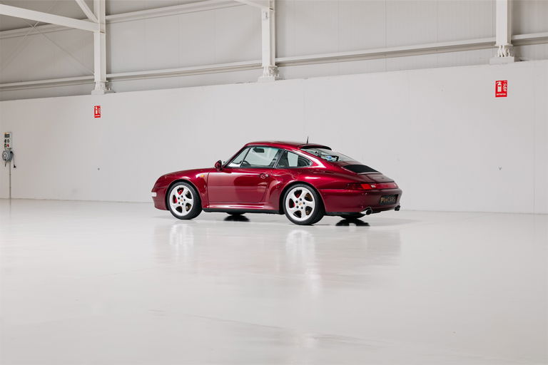Porsche 993 Carrera 4S