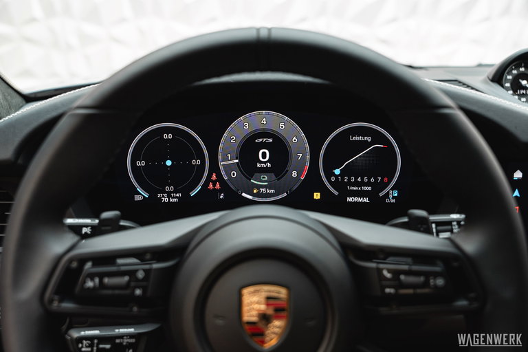 Porsche 992.2 Carrera 4 GTS