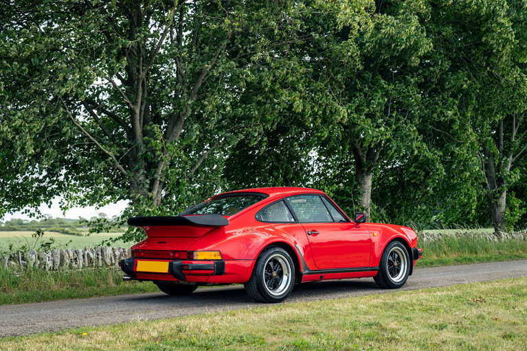 Porsche 911 Turbo 3.3