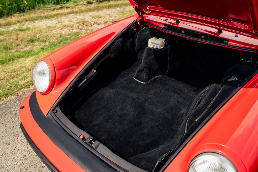 Porsche 911 Turbo 3.3