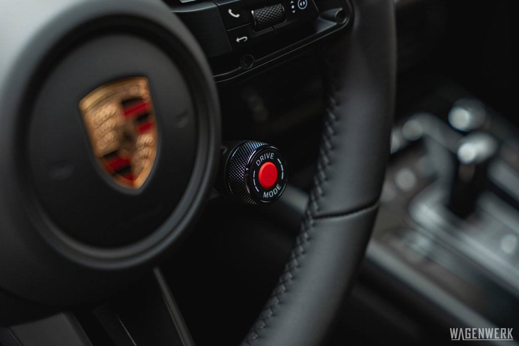 Porsche 992.2 Carrera 4 GTS