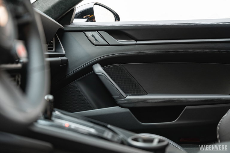 Porsche 992.2 Carrera 4 GTS