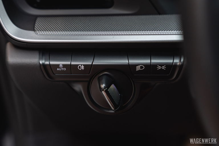 Porsche 992 Carrera 4