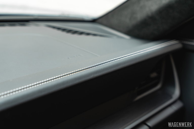 Porsche 992.2 Carrera 4 GTS