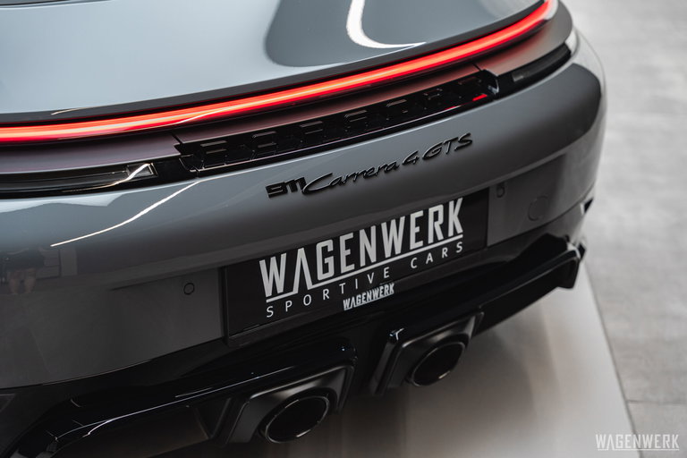 Porsche 992.2 Carrera 4 GTS