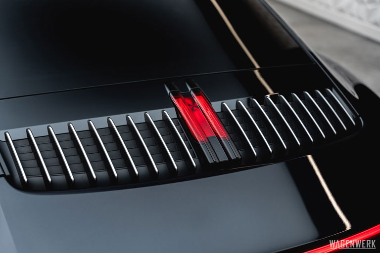 Porsche 992 Carrera 4