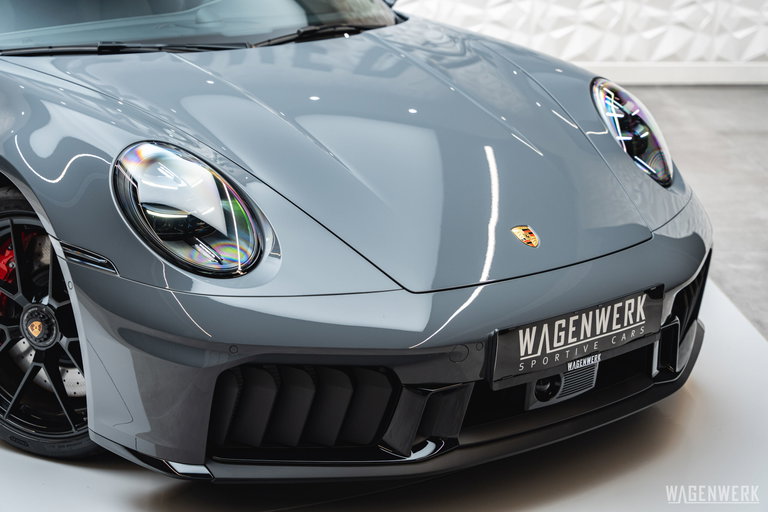 Porsche 992.2 Carrera 4 GTS