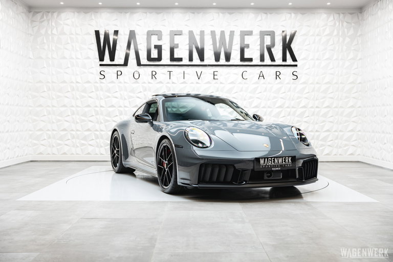 Porsche 992.2 Carrera 4 GTS