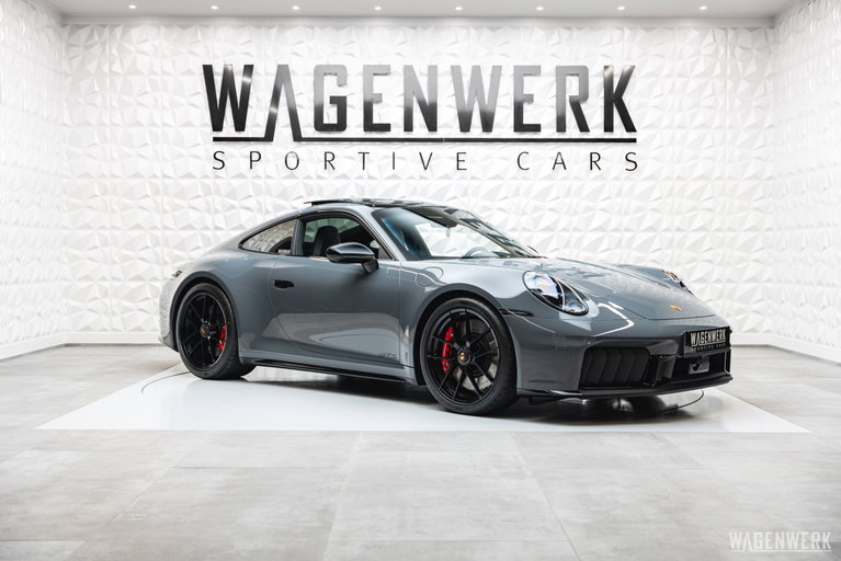 Porsche 992.2 Carrera 4 GTS