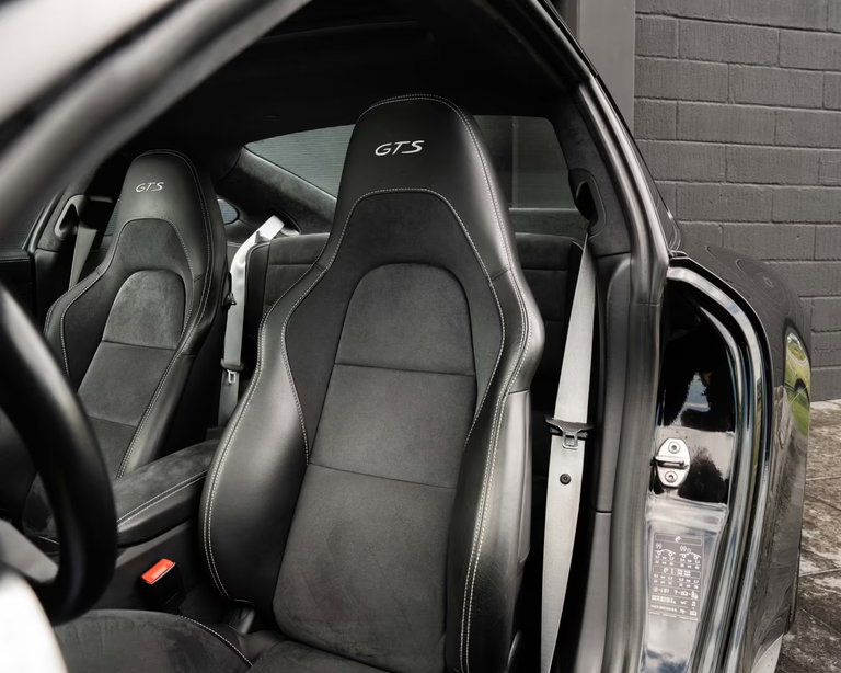 Porsche 991.2 Carrera 4 GTS