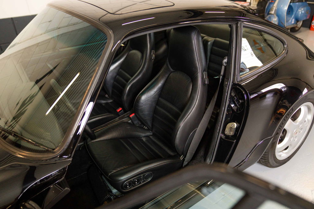 Porsche 964 Carrera 2