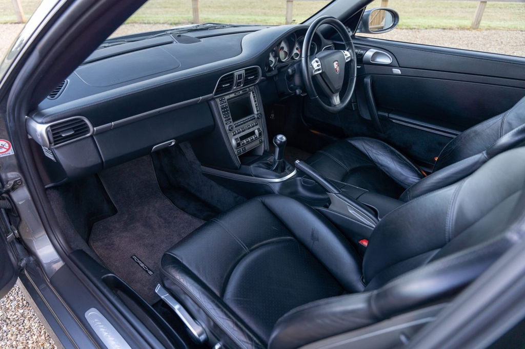 Porsche 997 Carrera 4S