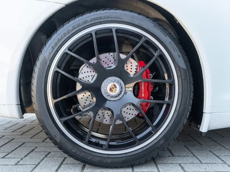 Porsche 997.2 Carrera 4 GTS