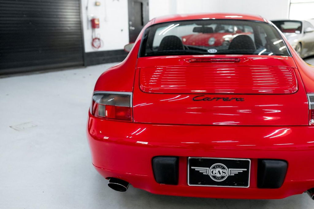Porsche 996 Carrera