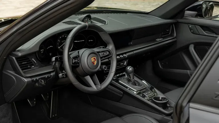 Porsche 992 Edition 50 Jahre Porsche Design