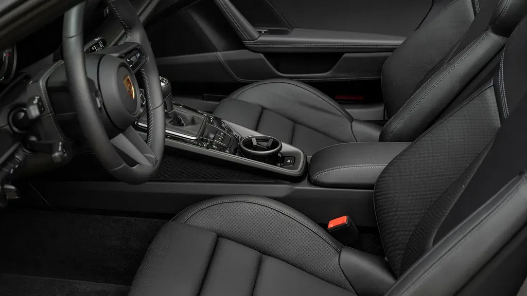 Porsche 992 Edition 50 Jahre Porsche Design