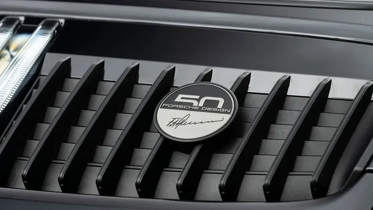 Porsche 992 Edition 50 Jahre Porsche Design