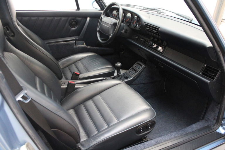 Porsche 964 Carrera 4