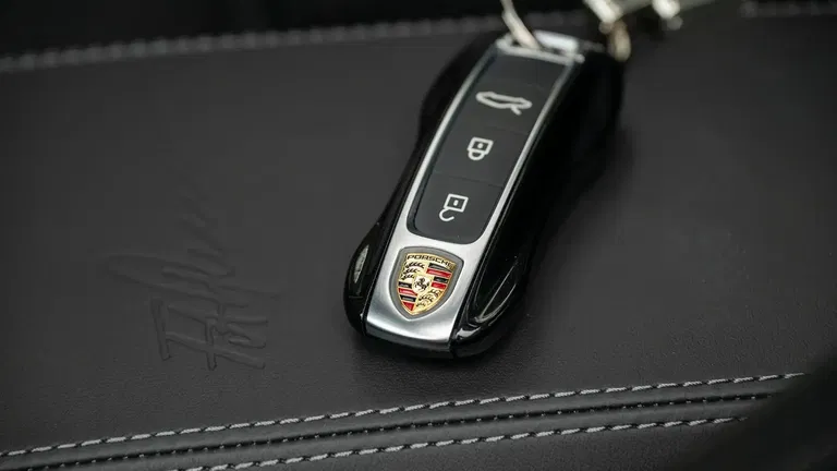 Porsche 992 Edition 50 Jahre Porsche Design