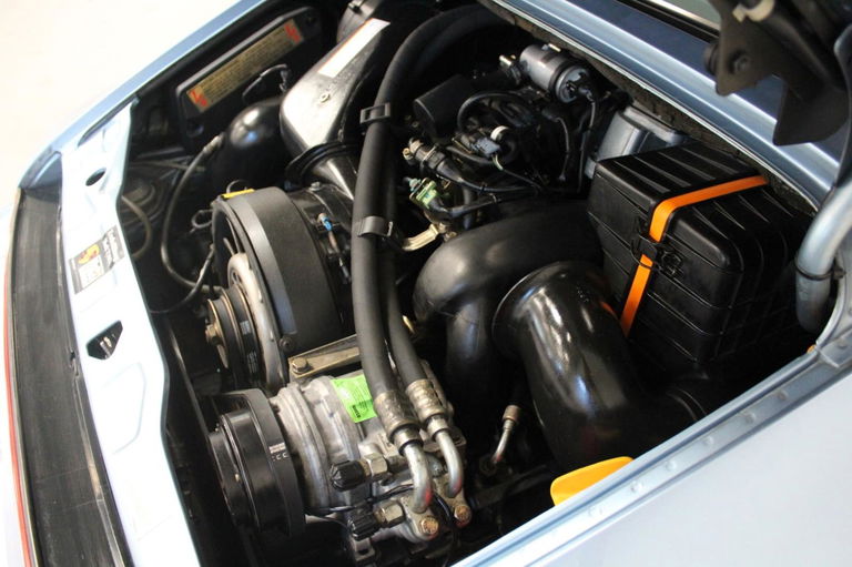 Porsche 964 Carrera 4