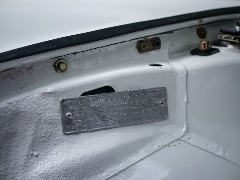 Porsche 911 Backdate