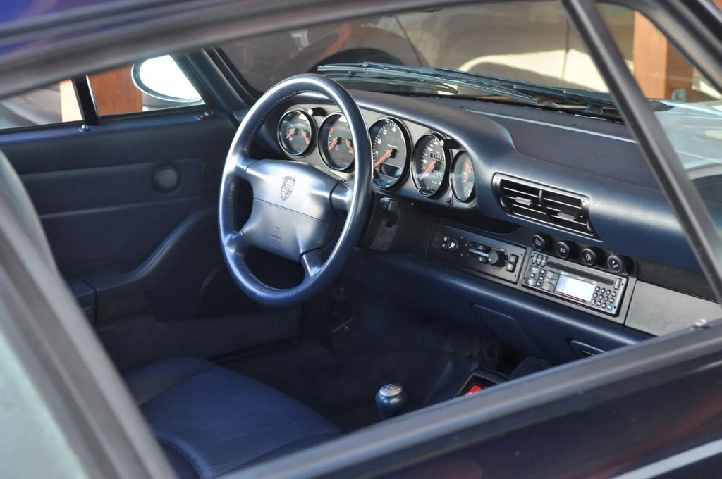 Porsche 993 Carrera 4