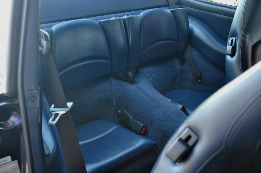 Porsche 993 Carrera 4