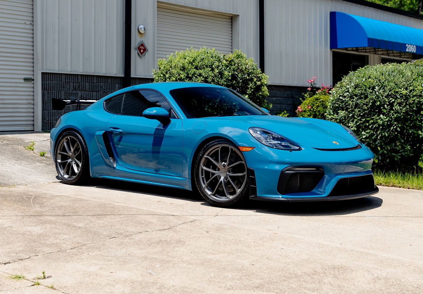 Porsche 718 Cayman GT4 2021 - elferspot.com - Marketplace for