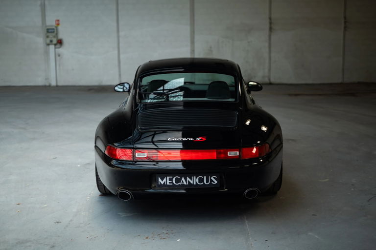 Porsche 993 Carrera 4S