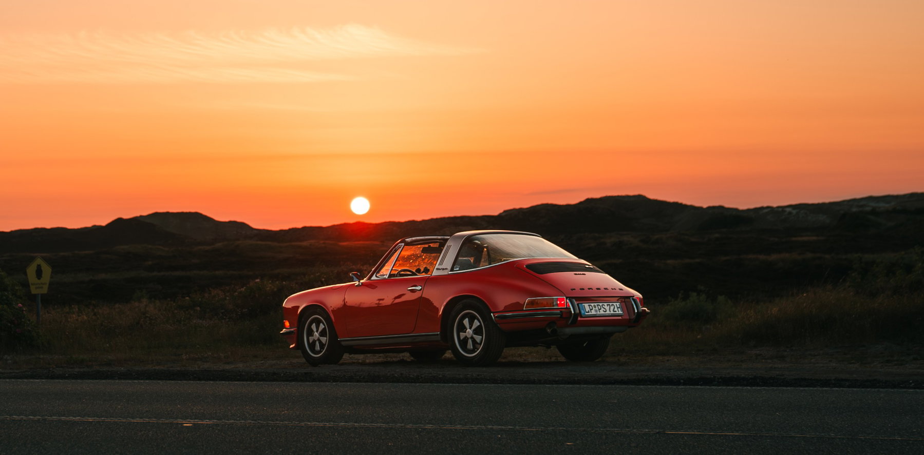 Porsche 911 S (F-Modell) 1972 - elferspot.com - Marketplace for