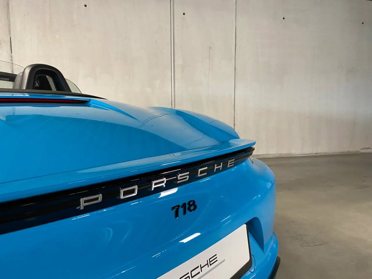 Porsche 718 Boxster